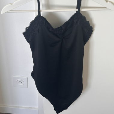 Body nero in pizzo
