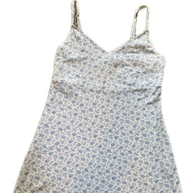 Leichtes Sommerkleid geblümt weiß/hellblau 