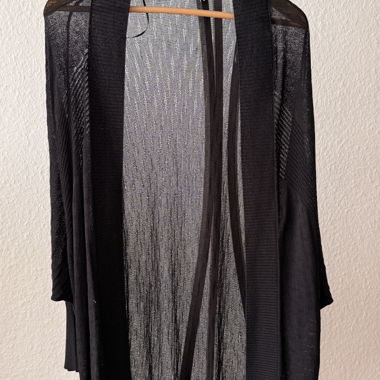 Schwarze Netz-Cardigan