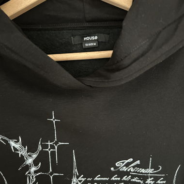 Felpa con cappuccio nera grafica House