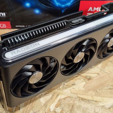 SAPPHIRE NITRO Radeon RX 7900 XTX 24GB GDDR6