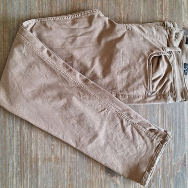 Beige Jeans