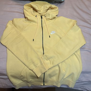 Giacca Nike gialla