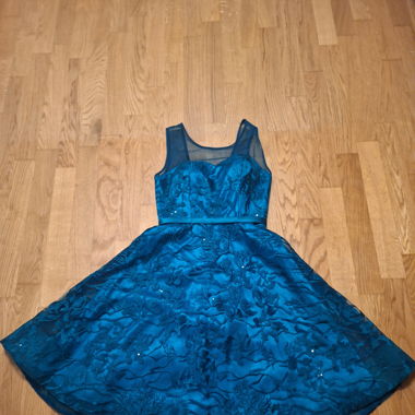 Sehr schönes und edles Kleid
