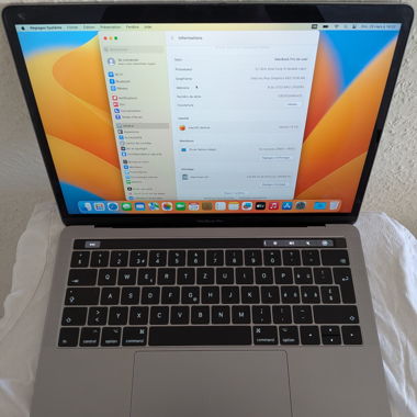 Macbook Pro 13" Retina/2017/i5/8GB RAM/256GB SSD