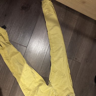 Pantalon moulant moutarde taille 36