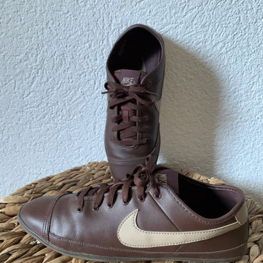 Nike Flash