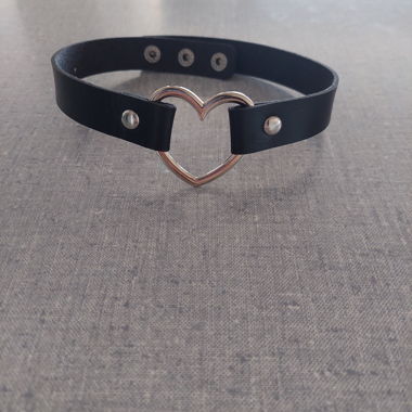 choker heart ᯓᡣ𐭩 