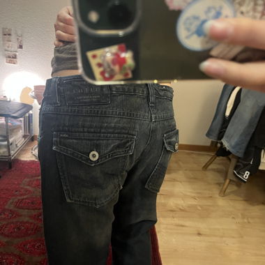Y2K-Jeans mit Taschen