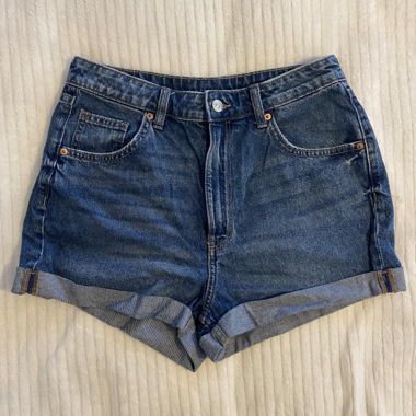 High-Waist-Jeansshorts