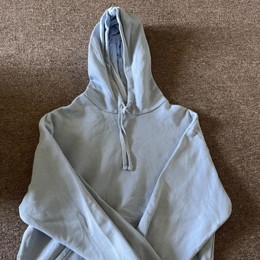 Pull à capuche 