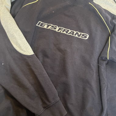 Pull un peu français