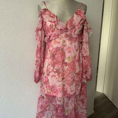 Robe stradivarius avec étiquette neuve