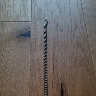 Chaîne en argent (collier)