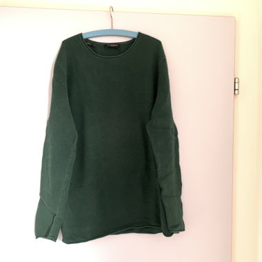 Pull en maille vert foncé