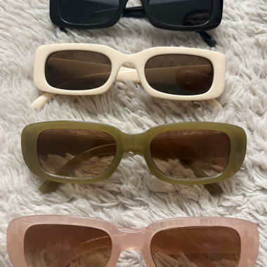Set di occhiali da sole