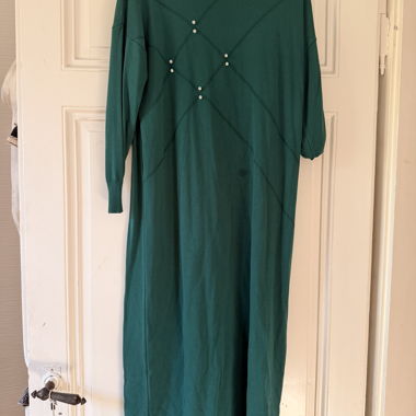 Green Long-Sleeve Dress with Beads