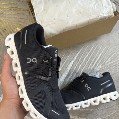 Scarpe On Running nero/bianco