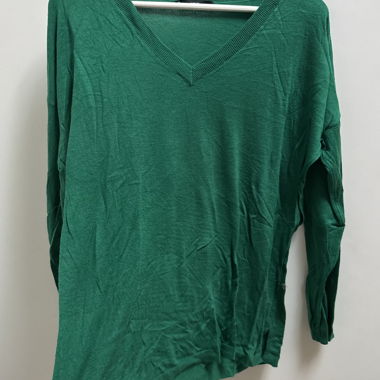 Pull vert MNG