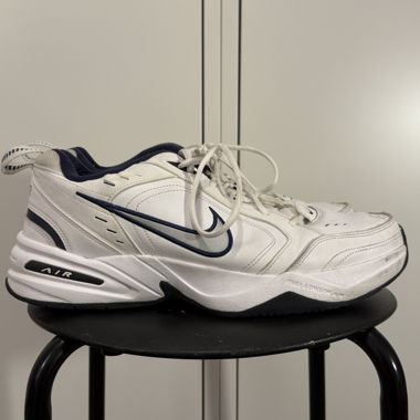 Nike Air Monarch IV