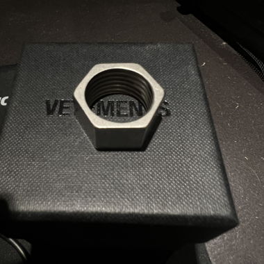 Anello Screwnut Vetements