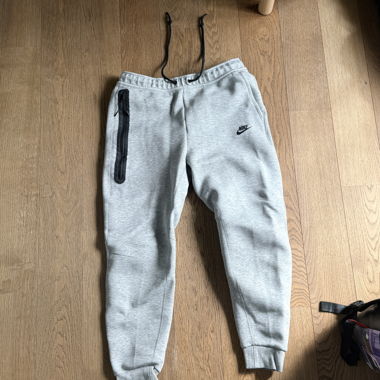 Nike graue Jogger-Sweatpants