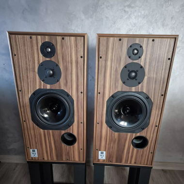 Harbeth HL5 PLUS XD Monitorlautsprecher