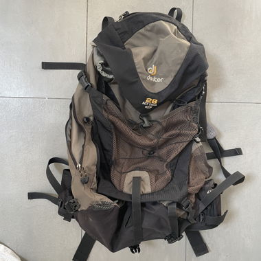 Deuter 28 Act Trail SL