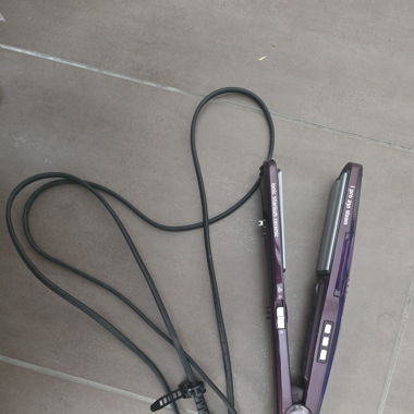 Fer a lisser et sèche cheveux