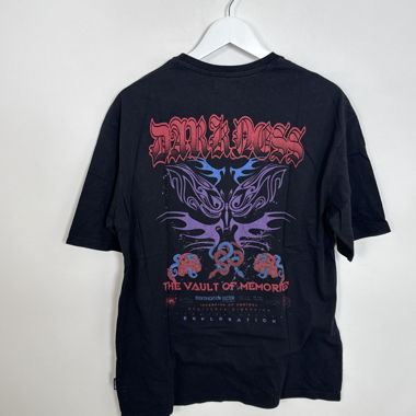 Schwarzes Grafik-T-Shirt