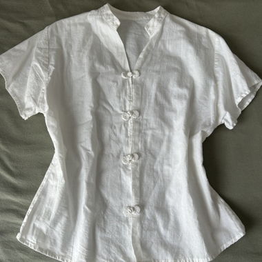Blouse en lin blanc au style asiatique