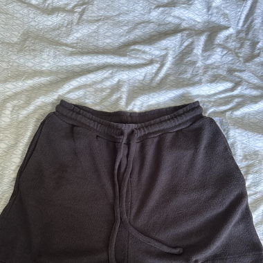 leichte, kurze Sommerhose 