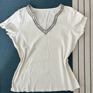 Shirt with V-neck