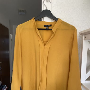 Yellow shirt