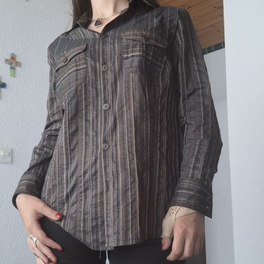 Braun gestreiftes Hemd