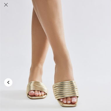 Alisson Block Heel Sandals - Gold