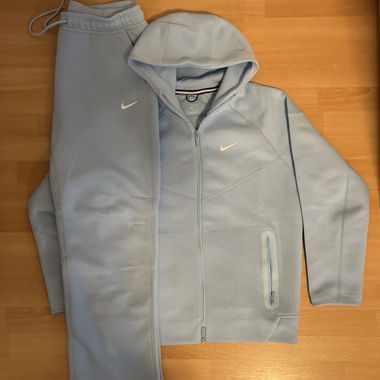 Ensemble Nike Tech Fleece