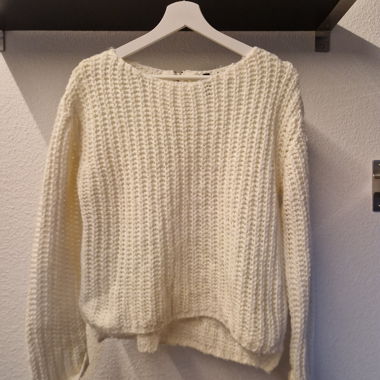 Knit sweater