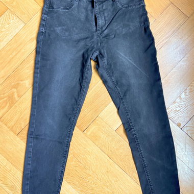 Schwarze Jeans Skinny Fit, "washed" Optik