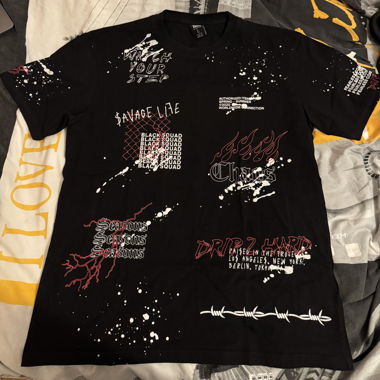 T-shirt noir pour squat