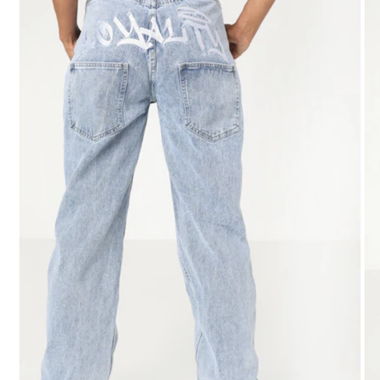 Loyalty hose mit aufdruck hellblau jeans baggy