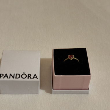 Anello Pandora in oro