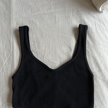 Black rib top