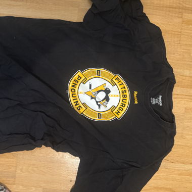 Pittsburgh Penguns Shirt
