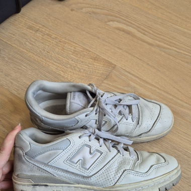 New Balance 550