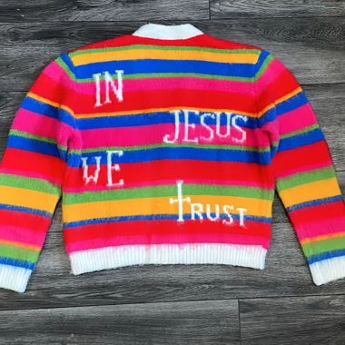 Bunt gestreifte Strickjacke