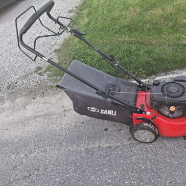 Tondeuse à essence SANLI LSP 420 S4A