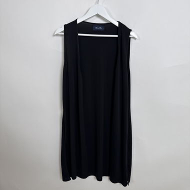 Schwarzes ärmelloses Trägershirt