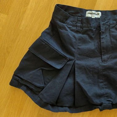 Chocoolate cargo shorts with pockets