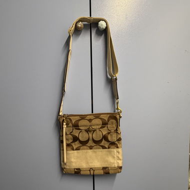 Sac bandoulière Coach monogramme